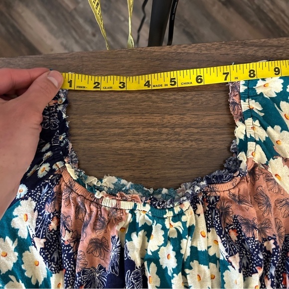 ❤️ Urban Outfitters Floral Y2K Top M - Picture 8 of 13